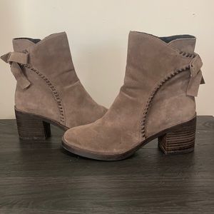 UGG Fraise Grey Suede Whipstitch Bow Ankle Booties